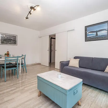 Daire Les Cyclades By Interhome