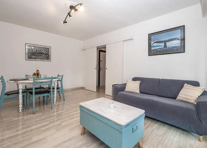 Appartement Les Cyclades By Interhome